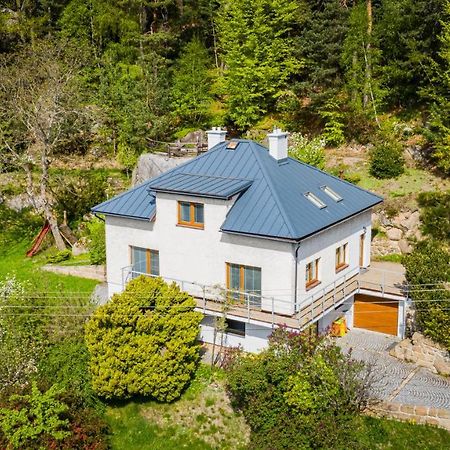 Apartman Pod Skalou V Ceskem Raji Besedice Exteriör bild