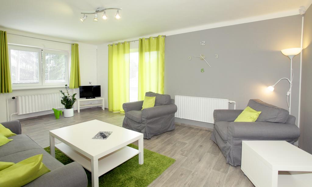 Apartman Pod Skalou V Ceskem Raji Besedice Exteriör bild