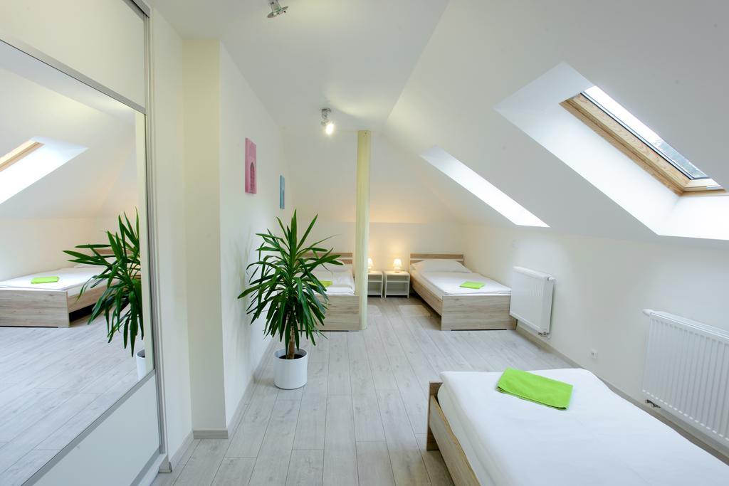 Apartman Pod Skalou V Ceskem Raji Besedice Exteriör bild